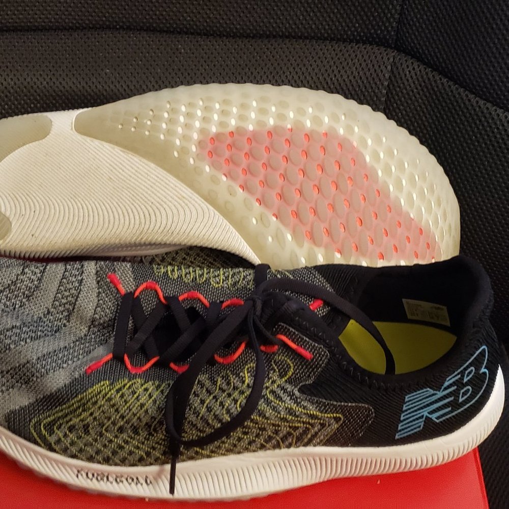 New Balance Fuelcell Rebel